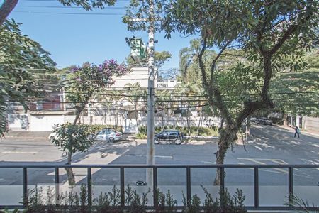 Apartamento para alugar com 45m², 1 quarto e 1 vaga Apartamento para alugar com 45m², 1 quarto e 1 vagaVista da Janela do Quarto