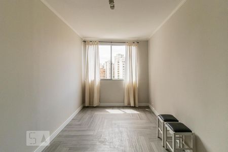 Sala - Cortina de Apartamento com 1 quarto, 55m² Santa Cecília