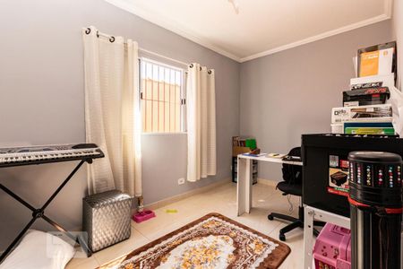 Casa à venda com 125m², 4 quartos e 2 vagasQuarto 3