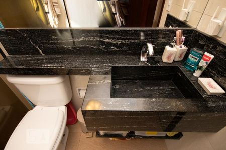 Casa à venda com 125m², 4 quartos e 2 vagasBanheiro 