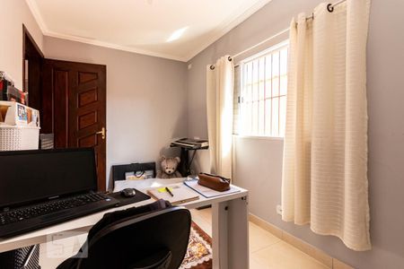 Casa à venda com 125m², 4 quartos e 2 vagasQuarto 3