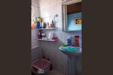 Casa à venda com 327m², 5 quartos e 1 vaga Casa à venda com 327m², 5 quartos e 1 vagaBanheiro - Edícula