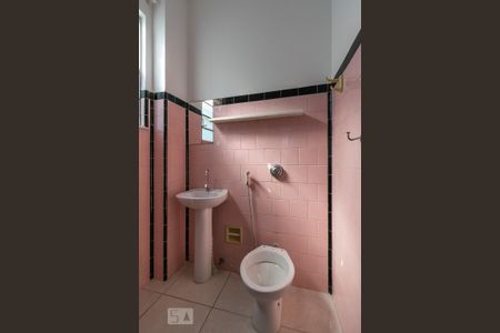 Apartamento à venda com 78m², 2 quartos e 1 vaga Apartamento à venda com 78m², 2 quartos e 1 vagaBanheiro