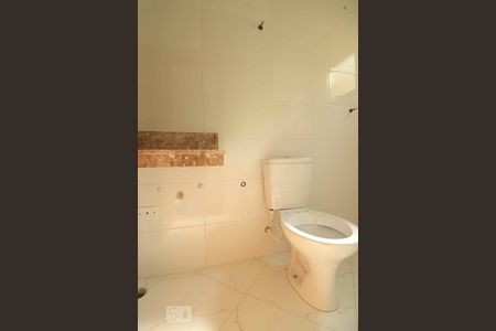 Casa à venda com 120m², 2 quartos e 1 vagaBanheiro da Suíte 2