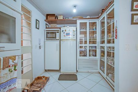 Casa à venda com 220m², 3 quartos e 2 vagas Casa à venda com 220m², 3 quartos e 2 vagasCozinha