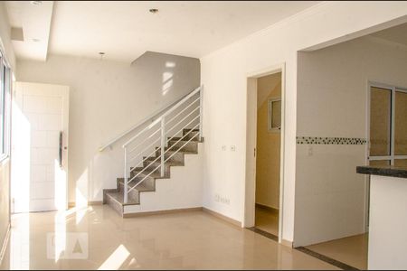 Sala de casa à venda com 2 quartos, 105m² em Vila Pita, São Paulo
