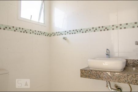 Banheiro da Suíte 1 de casa à venda com 2 quartos, 105m² em Vila Pita, São Paulo