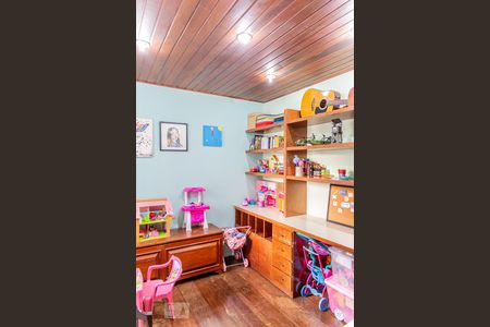 Casa à venda com 500m², 5 quartos e 11 vagasQuarto 