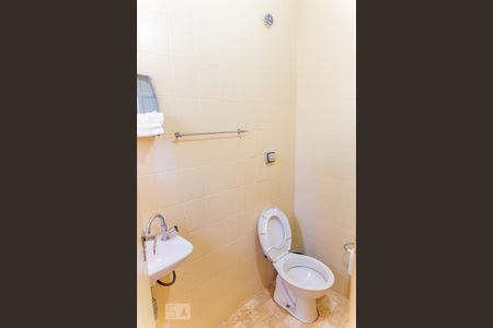 Casa à venda com 500m², 5 quartos e 11 vagasBanheiro da Área Gourmet