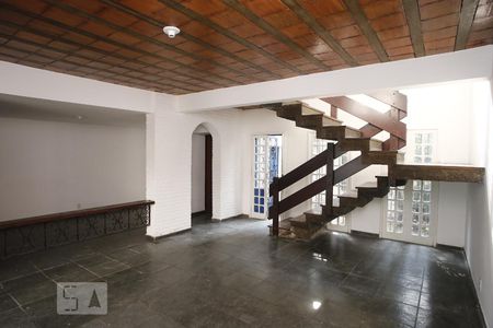 Sala de casa à venda com 3 quartos, 260m² em Vila Isabel, Rio de Janeiro