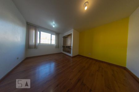 Sala de apartamento para alugar com 2 quartos, 61m² em Sítio Cercado, Curitiba