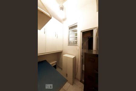 Apartamento à venda com 70m², 2 quartos e 1 vagaEscritório