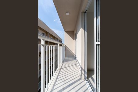 Varanda da sala e da suíte de apartamento à venda com 1 quarto, 28m² em Vila Palmeiras, São Paulo