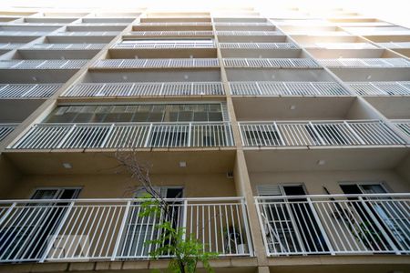 Fachada do bloco de apartamento à venda com 1 quarto, 28m² em Vila Palmeiras, São Paulo