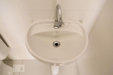 Apartamento à venda com 28m², 1 quarto e sem vaga Apartamento à venda com 28m², 1 quarto e sem vagaBanheiro da Suíte