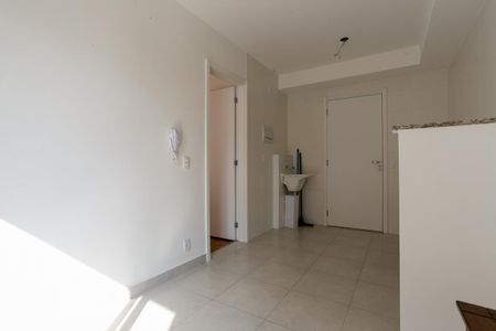 Sala/Cozinha/Área de Serviço de apartamento à venda com 1 quarto, 28m² em Vila Palmeiras, São Paulo