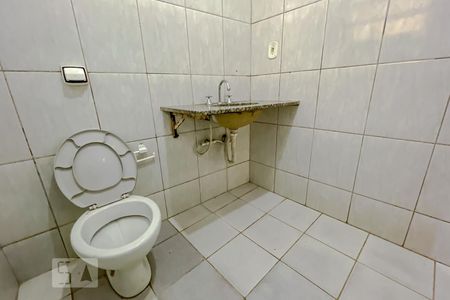 Banheiro de casa para alugar com 1 quarto, 60m² em Chácara Belenzinho, São Paulo