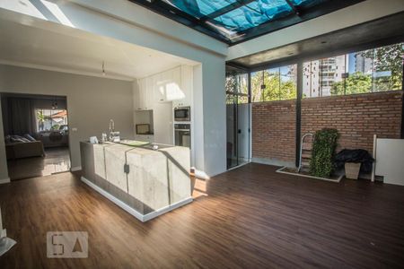 Casa de condomínio à venda com 120m², 3 quartos e 2 vagas Casa de condomínio à venda com 120m², 3 quartos e 2 vagasCozinha