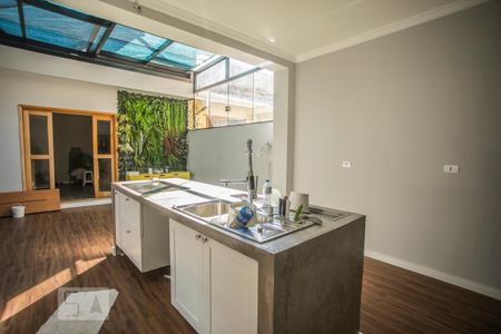 Casa de condomínio à venda com 120m², 3 quartos e 2 vagas Casa de condomínio à venda com 120m², 3 quartos e 2 vagasCozinha