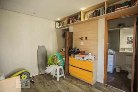 Casa de condomínio à venda com 120m², 3 quartos e 2 vagas Casa de condomínio à venda com 120m², 3 quartos e 2 vagasQuarto de Serviço