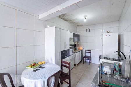 Casa à venda com 200m², 3 quartos e 5 vagasCozinha 
