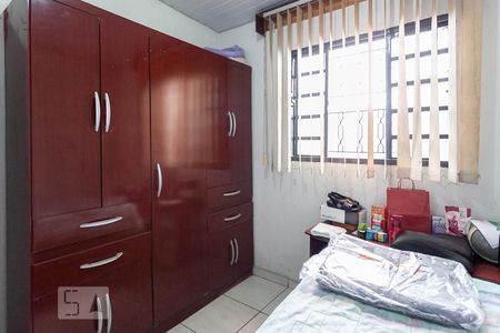 Casa à venda com 200m², 3 quartos e 5 vagasQuarto 2