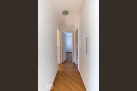 Apartamento à venda com 67m², 2 quartos e 1 vagaCorredor