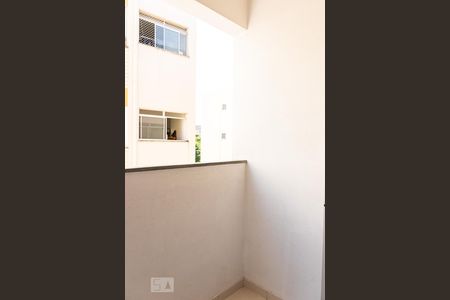 varanda de apartamento à venda com 3 quartos, 70m² em Planalto, Belo Horizonte