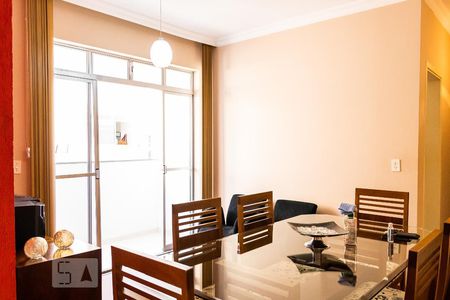 Sala de apartamento à venda com 3 quartos, 70m² em Planalto, Belo Horizonte