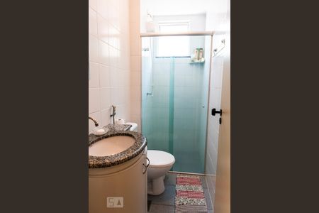 Apartamento à venda com 70m², 3 quartos e 2 vagasBanheiro Social