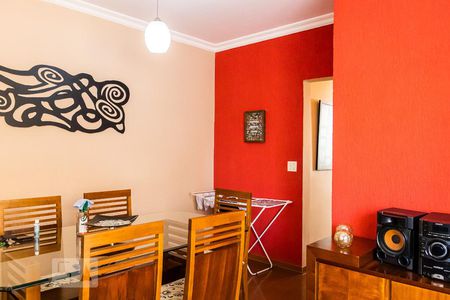 Sala de apartamento à venda com 3 quartos, 70m² em Planalto, Belo Horizonte