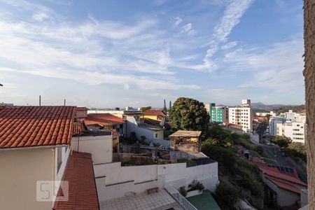 Vista do quarto  de apartamento para alugar com 2 quartos, 60m² em Ana Lúcia, Sabará