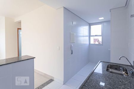 Apartamento para alugar com 60m², 2 quartos e 2 vagasCozinha