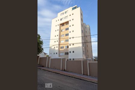 Apartamento para alugar com 60m², 2 quartos e 2 vagasFachada do prédio 