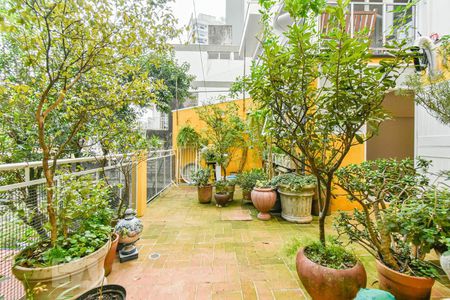 Studio para alugar com 25m², 1 quarto e sem vaga Studio para alugar com 25m², 1 quarto e sem vagaTerraço