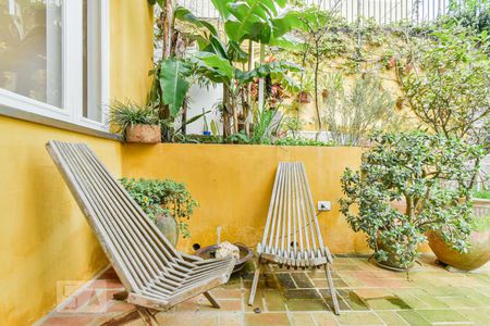 Studio para alugar com 25m², 1 quarto e sem vaga Studio para alugar com 25m², 1 quarto e sem vagaTerraço