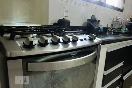 Casa de condomínio à venda com 230m², 3 quartos e 3 vagasCozinha