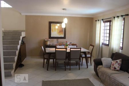 sala de casa de condomínio à venda com 3 quartos, 230m² em Vargem Pequena, Rio de Janeiro