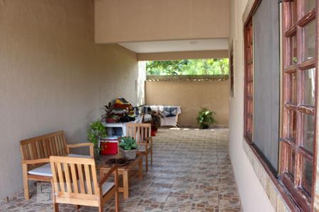 Casa de condomínio à venda com 230m², 3 quartos e 3 vagasÁrea comum