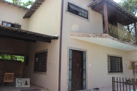 Casa de condomínio à venda com 230m², 3 quartos e 3 vagasÁrea comum