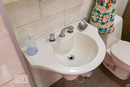 Apartamento à venda com 110m², 3 quartos e sem vagaBanheiro da Suíte