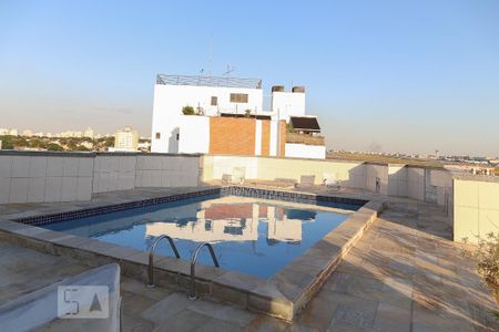 Apartamento para alugar com 35m², 1 quarto e 1 vaga Apartamento para alugar com 35m², 1 quarto e 1 vagaÁrea comum - Piscina