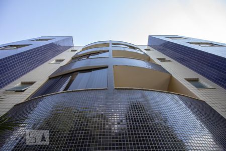 Apartamento à venda com 161m², 3 quartos e 3 vagasFachada