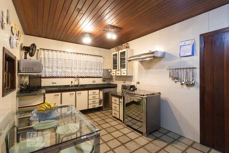 Casa à venda com 239m², 3 quartos e 5 vagasCozinha