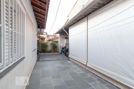 Casa à venda com 239m², 3 quartos e 5 vagasQuintal