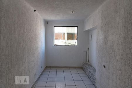 Quarto 1 de casa para alugar com 2 quartos, 42m² em Vila Caraguatá, São Paulo