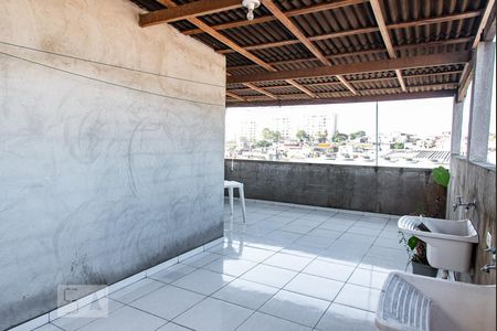 Casa para alugar com 42m², 2 quartos e 1 vagaÁrea de serviço