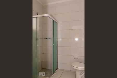 Casa para alugar com 60m², 2 quartos e 1 vaga Casa para alugar com 60m², 2 quartos e 1 vagaBanheiro