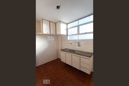 Apartamento à venda com 100m², 3 quartos e 2 vagas Apartamento à venda com 100m², 3 quartos e 2 vagasCozinha