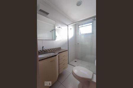 Apartamento à venda com 100m², 3 quartos e 2 vagas Apartamento à venda com 100m², 3 quartos e 2 vagasBanheiro Social